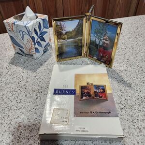 Burnes of Boston 4 x 6" Picture Frame Holds 6 Pictures Open Box